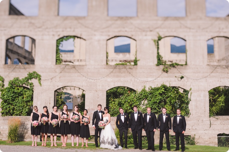 Penticton-Wedding_waterfront-Linden-Gardens_black-white_299_by-Kevin-Trowbridge-photography_Kelowna