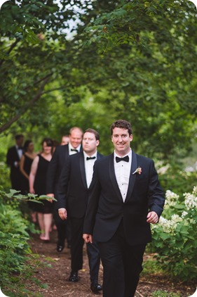 Penticton-Wedding_waterfront-Linden-Gardens_black-white_379_by-Kevin-Trowbridge-photography_Kelowna