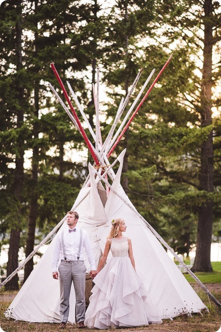Quaaout-Lodge-wedding_Talking-Rock-Resort_mid-summer-night-dream_Chase-BC_Okanagan-photographer__by-Kevin-Trowbridge-photography_Kelowna_194034