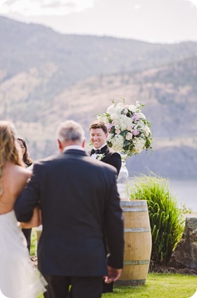 Painted-Rock-Wedding_Penticton_vineyard-lake-view_Created-Lovely_Classic-Creations_Sherrisse-and-Steven__by-Kevin-Trowbridge-30