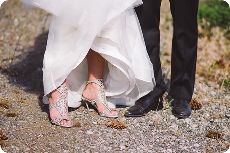 Painted-Rock-Wedding_Penticton_vineyard-lake-view_Created-Lovely_Classic-Creations_Sherrisse-and-Steven__by-Kevin-Trowbridge-102