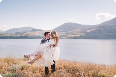 Painted-Rock-Wedding_Penticton_vineyard-lake-view_Created-Lovely_Classic-Creations_Sherrisse-and-Steven__by-Kevin-Trowbridge-104