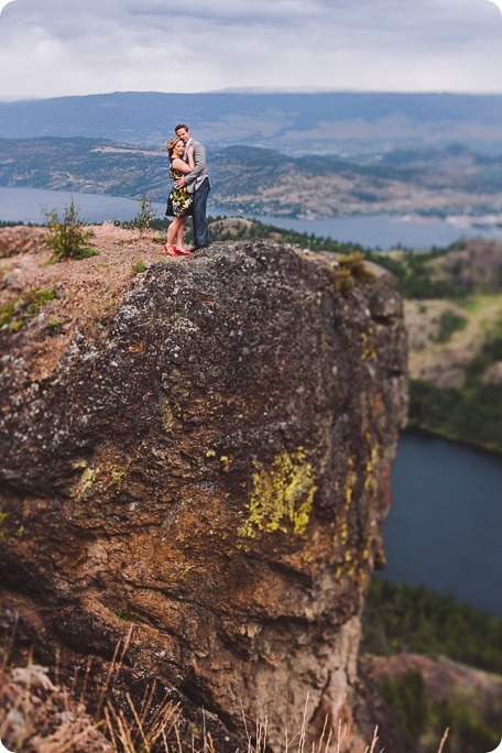 Kelowna-engagement-session-helicopter-mountaintop_Okanagan-Lake_vineyards-wine_by-Kevin-Trowbridge-photography_Kelowna_180536