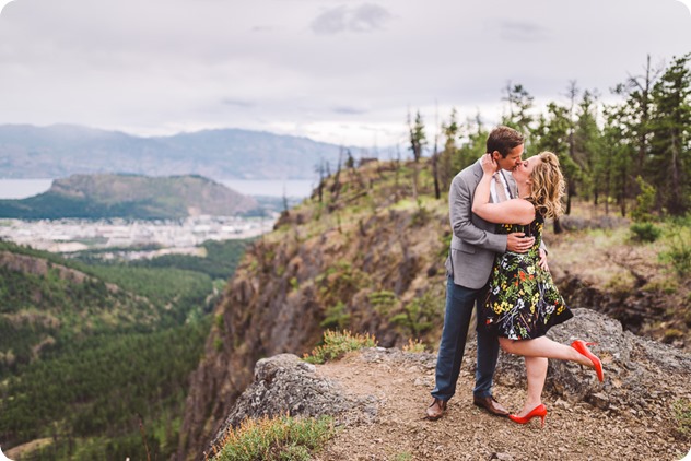 Kelowna-engagement-session-helicopter-mountaintop_Okanagan-Lake_vineyards-wine_by-Kevin-Trowbridge-photography_Kelowna_181447