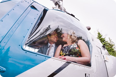 Kelowna-engagement-session-helicopter-mountaintop_Okanagan-Lake_vineyards-wine_by-Kevin-Trowbridge-photography_Kelowna_190252