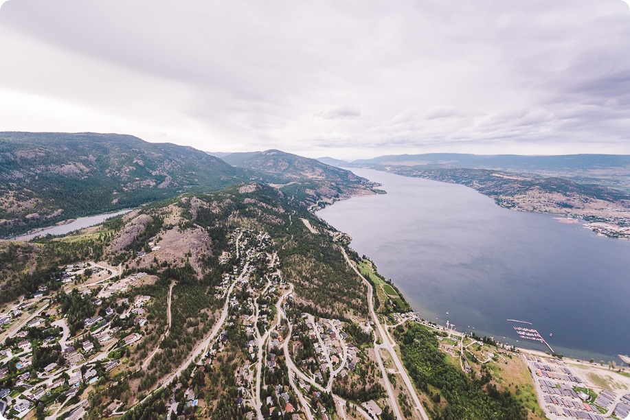 Kelowna-engagement-session-helicopter-mountaintop_Okanagan-Lake_vineyards-wine_by-Kevin-Trowbridge-photography_Kelowna_190938