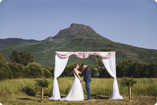 Okanagan-Barn-wedding_Dolan-Creek-Farm_vintage-decor_Salmon-Arm_Okanagan-photographer__by-Kevin-Trowbridge-photography_Kelowna_182454