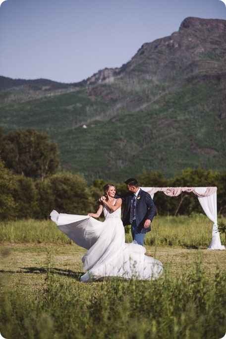 Okanagan-Barn-wedding_Dolan-Creek-Farm_vintage-decor_Salmon-Arm_Okanagan-photographer__by-Kevin-Trowbridge-photography_Kelowna_183735