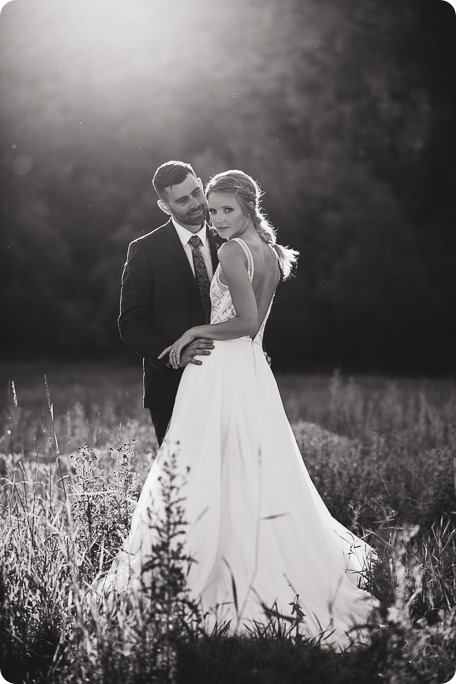 Okanagan-Barn-wedding_Dolan-Creek-Farm_vintage-decor_Salmon-Arm_Okanagan-photographer__by-Kevin-Trowbridge-photography_Kelowna_184527-2