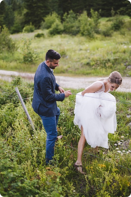 Okanagan-Barn-wedding_Dolan-Creek-Farm_vintage-decor_Salmon-Arm_Okanagan-photographer__by-Kevin-Trowbridge-photography_Kelowna_195144