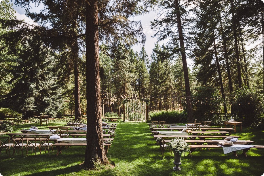 Caldwell-Heritage-Farm-wedding_Kelowna_Okanagan-photographer_Kenzie-and-James__by-Kevin-Trowbridge-photography_Kelowna_162008