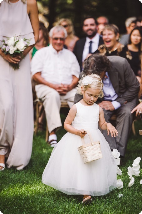 Caldwell-Heritage-Farm-wedding_Kelowna_Okanagan-photographer_Kenzie-and-James__by-Kevin-Trowbridge-photography_Kelowna_173150