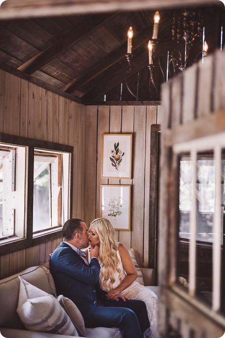 Caldwell-Heritage-Farm-wedding_Kelowna_Okanagan-photographer_Kenzie-and-James__by-Kevin-Trowbridge-photography_Kelowna_153559