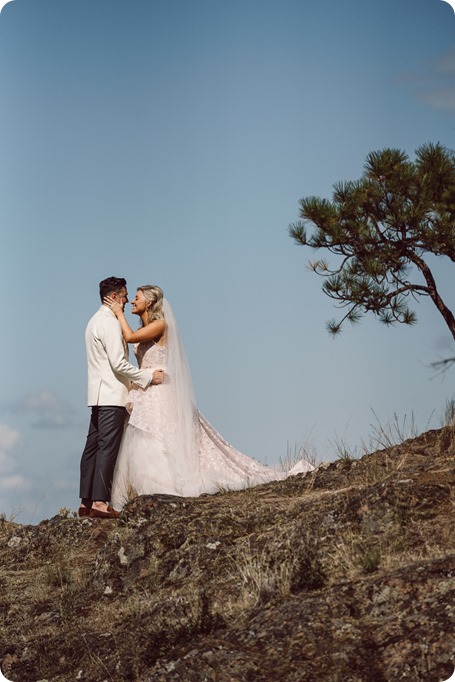 Fitzpatrick-Winery-wedding_Okanagan-Kelowna-Knox-Mountain-couples-portraits_Kyla-and-Nevin-157_by-Kevin-Trowbridge-photography_Kelowna