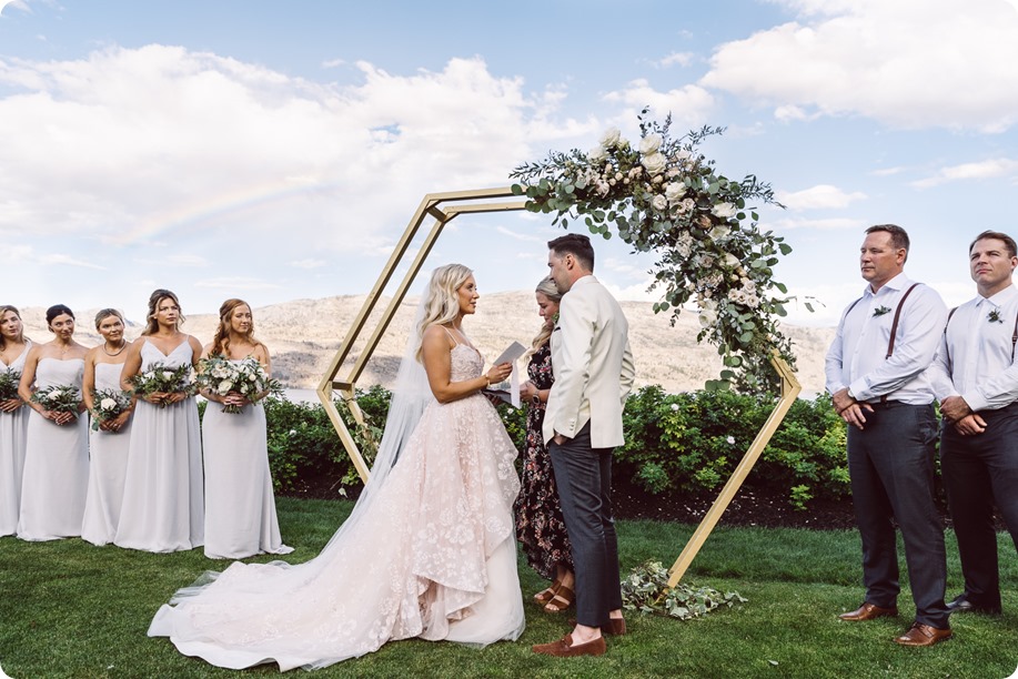 Fitzpatrick-Winery-wedding_Okanagan-Kelowna-Knox-Mountain-couples-portraits_Kyla-and-Nevin-333_by-Kevin-Trowbridge-photography_Kelowna