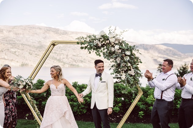 Fitzpatrick-Winery-wedding_Okanagan-Kelowna-Knox-Mountain-couples-portraits_Kyla-and-Nevin-353_by-Kevin-Trowbridge-photography_Kelowna