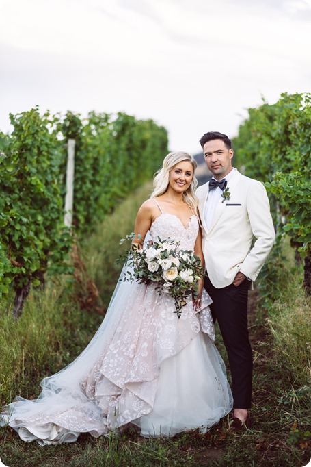 Fitzpatrick-Winery-wedding_Okanagan-Kelowna-Knox-Mountain-couples-portraits_Kyla-and-Nevin-526_by-Kevin-Trowbridge-photography_Kelowna