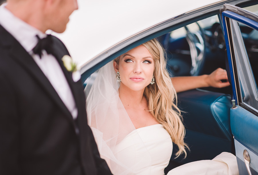 Elegant Geometric Kelowna Wedding at Cedar Creek Winery